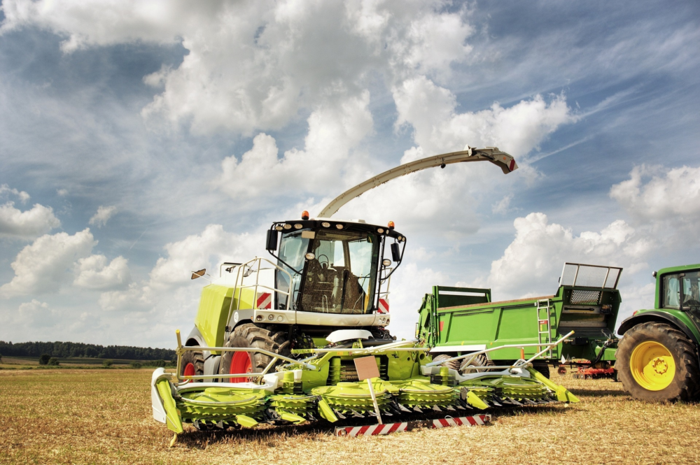 Combine harvester gacfcaa51e 1920 2023 03 02 104949 zbqi